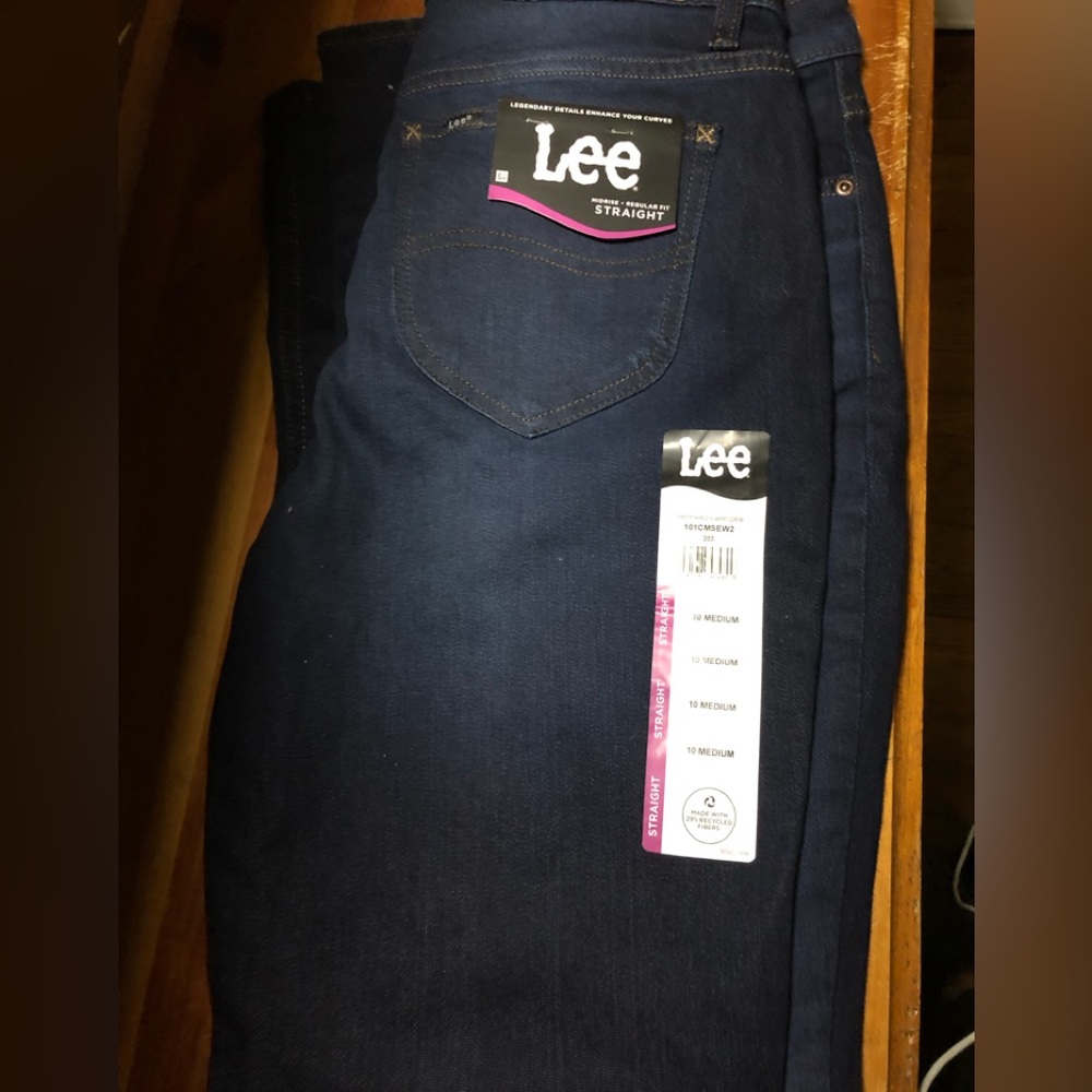 NWT Lee mid rise regular fit jeans